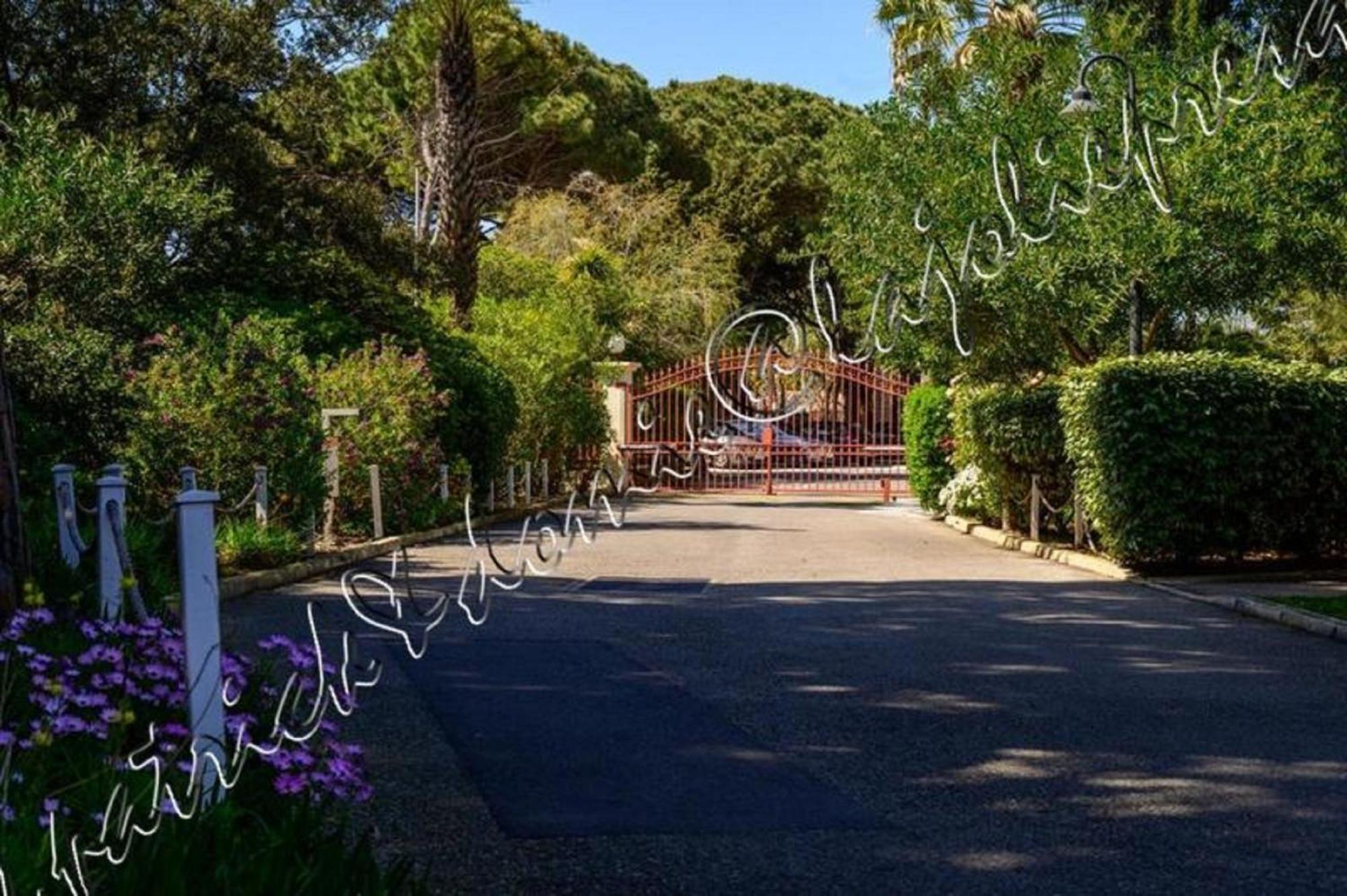 Magnifique Parc De La Presqu'Ile Avec Piscine Et Plage Face A Porquerolles ! Hyères Екстериор снимка